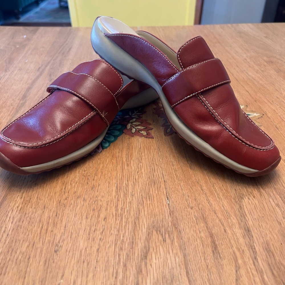Anne Klein mule slides Y2k